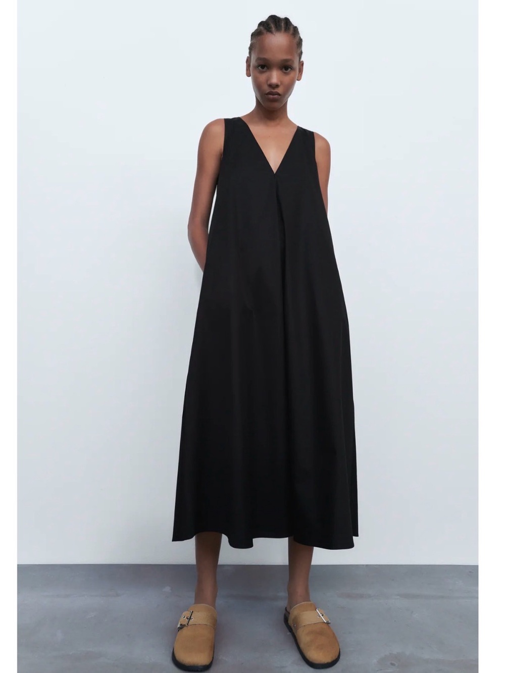 Zara Black V‑Neck Sleeveless Maxi Dress